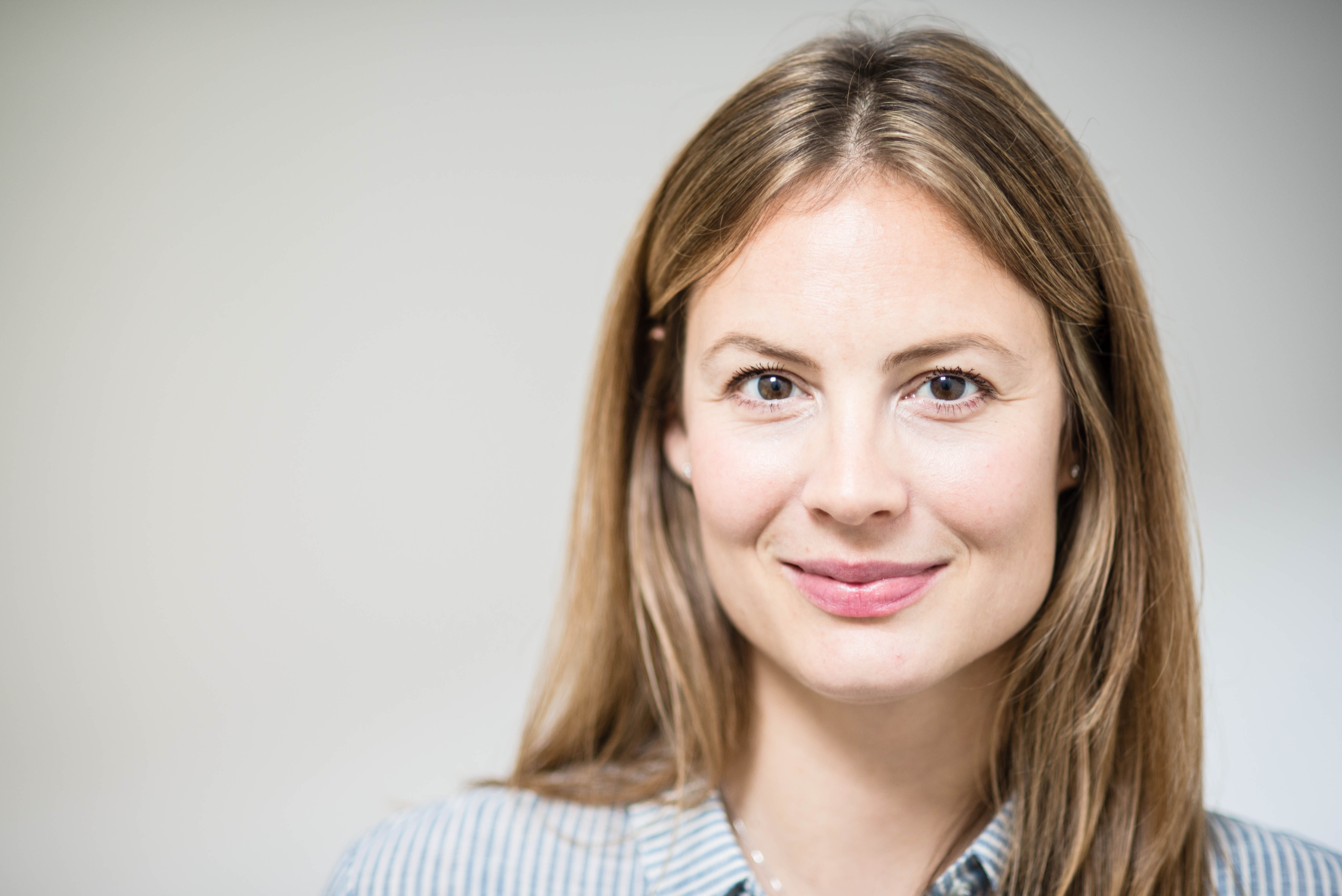 Renata Fischer-Roßbach, Kinder- und Jugendlichenpsychotherapeutin